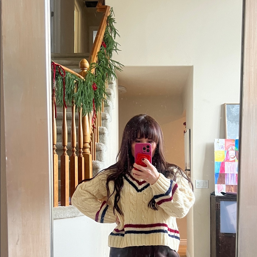 Thick knit collegiate v neck vintage sweater